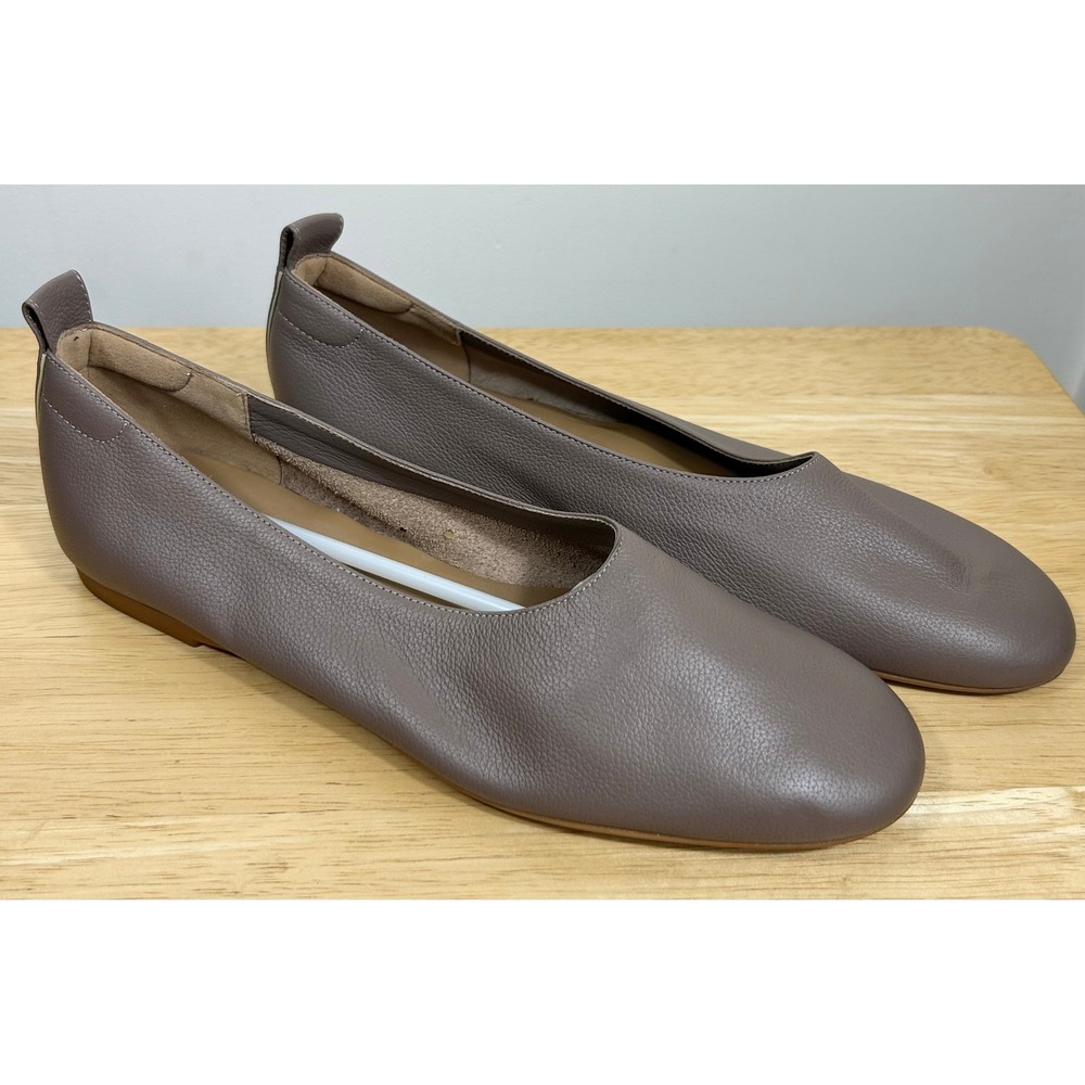 Everlane Day Glove Flats Women 8 Taupe Italian Leather Minimalist Ballet Shoes